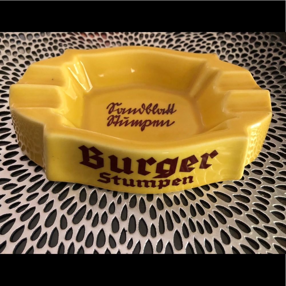 Vintage Cigarette/Cigar Ashtray